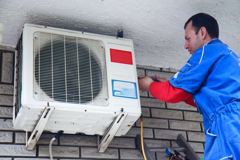 AC Repair in Canyon Country, CA 91351